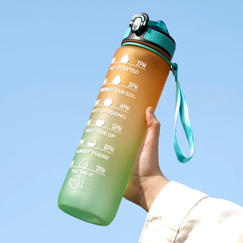 Gourde 1L étanche 12 couleurs avec repères horaires et paille, bouteille motivante pour randonnée et sport