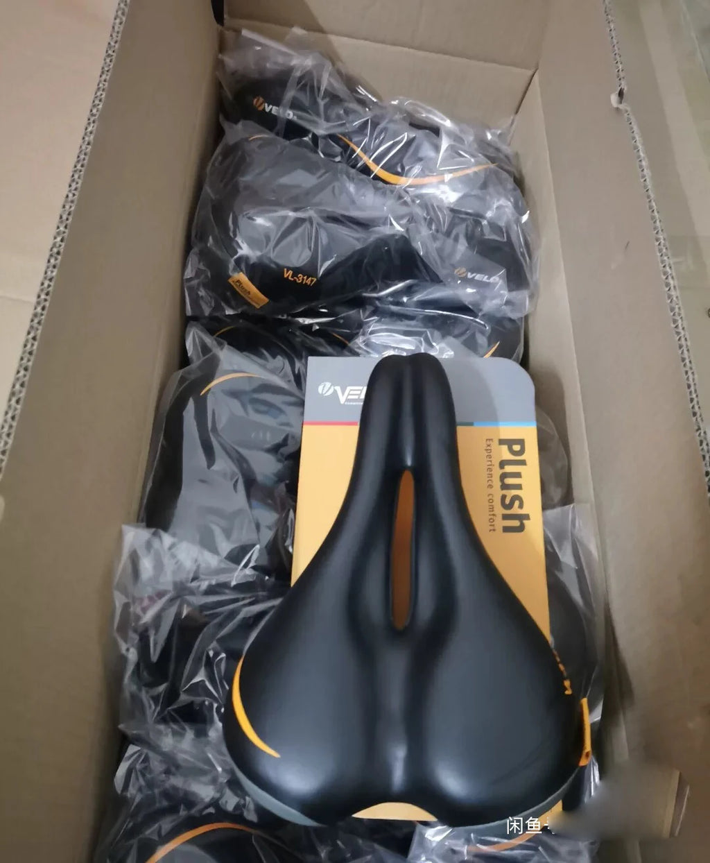 VELO VL-3147 Mountain/Road Bicycle Saddle 272*176MM Chrome Molybdenum Steel Bowframe Bicycle Saddle