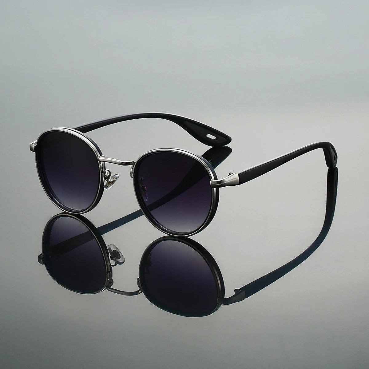 GM LUMIAS Vintage Round Sunglasses Men 2025 New Punk Fashion Shades Women Trendy Luxury Brand Design Casual Anti-UV Sun Glasses