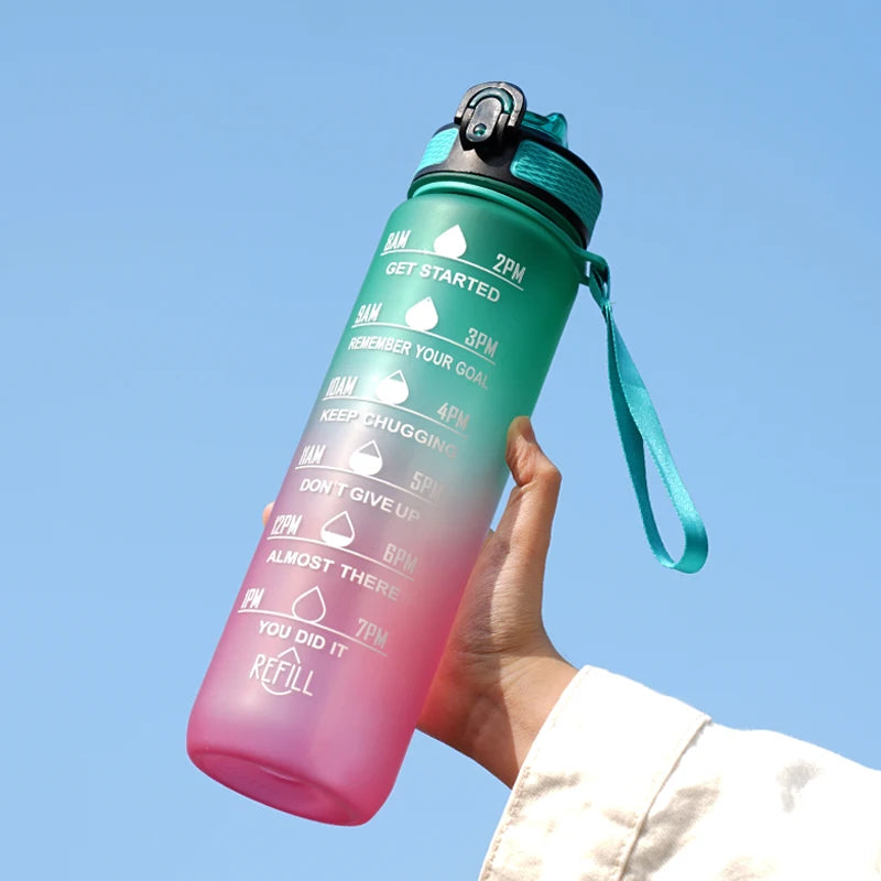 Gourde 1L étanche 12 couleurs avec repères horaires et paille, bouteille motivante pour randonnée et sport