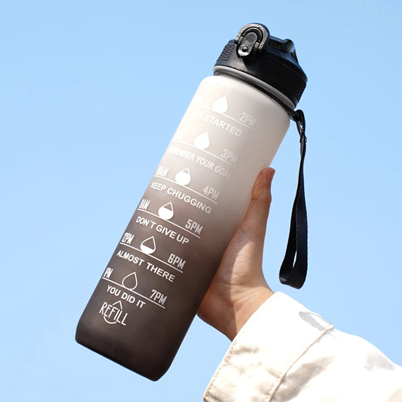 Gourde 1L étanche 12 couleurs avec repères horaires et paille, bouteille motivante pour randonnée et sport