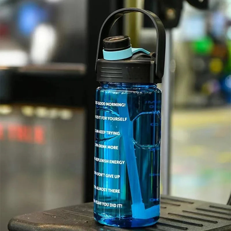 LUSQI Gourde de sport 1,5L/2L/3L grande capacité, étanche, avec paille et repères horaires
