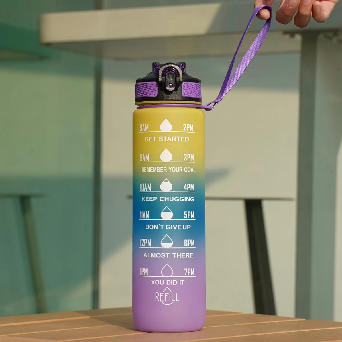 Gourde 1L étanche 12 couleurs avec repères horaires et paille, bouteille motivante pour randonnée et sport